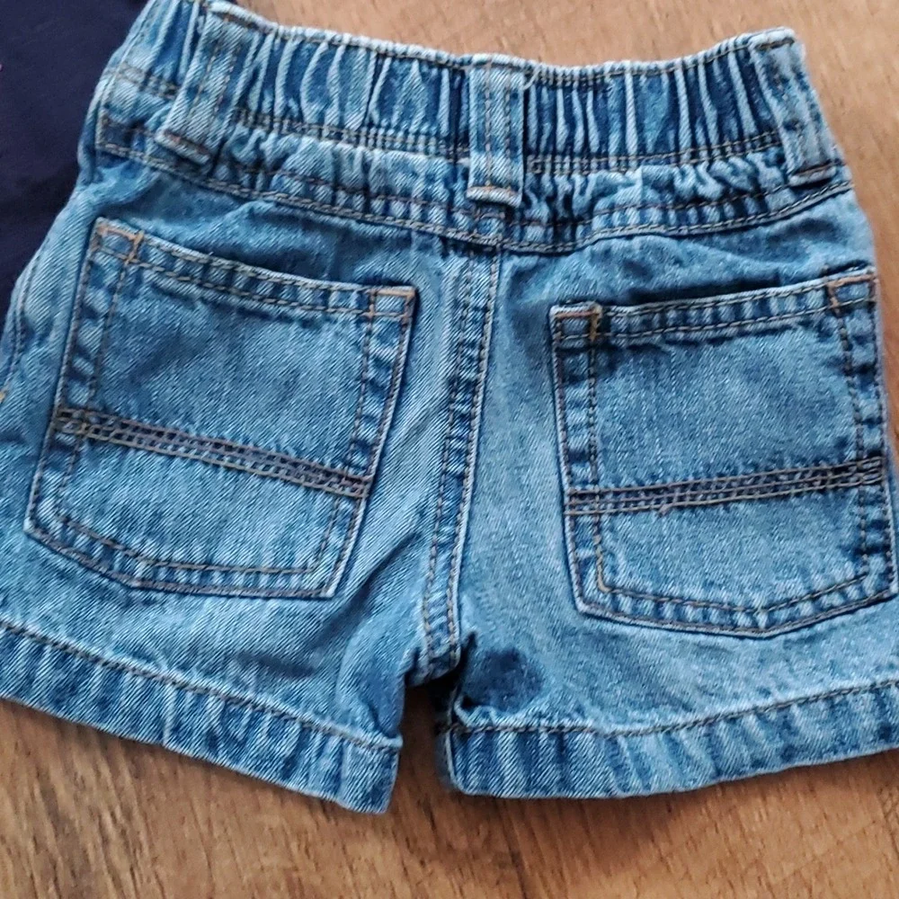 OshKosh Girls Navy Pineapple Short Sleeve‎ Shirt with Denim Shorts Outfit 6M